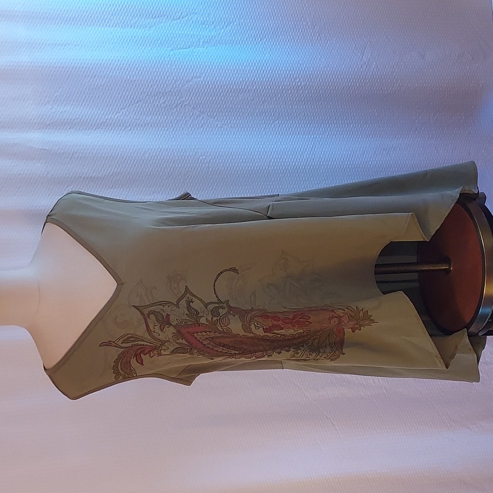 DG2 Donna Gilman Women's Top Sleeveless Lagenlook Green Floral High Low Flowy 1X